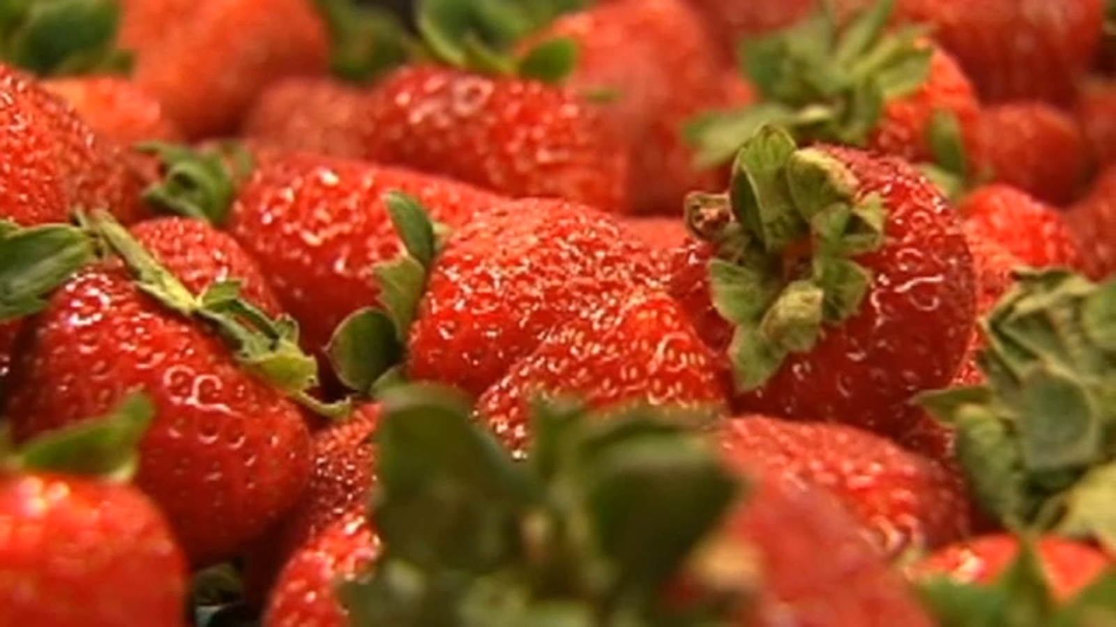 2023 Dirty Dozen and Clean 15 foods released: Strawberries top the list of fruits and vegetables with the most pesticides