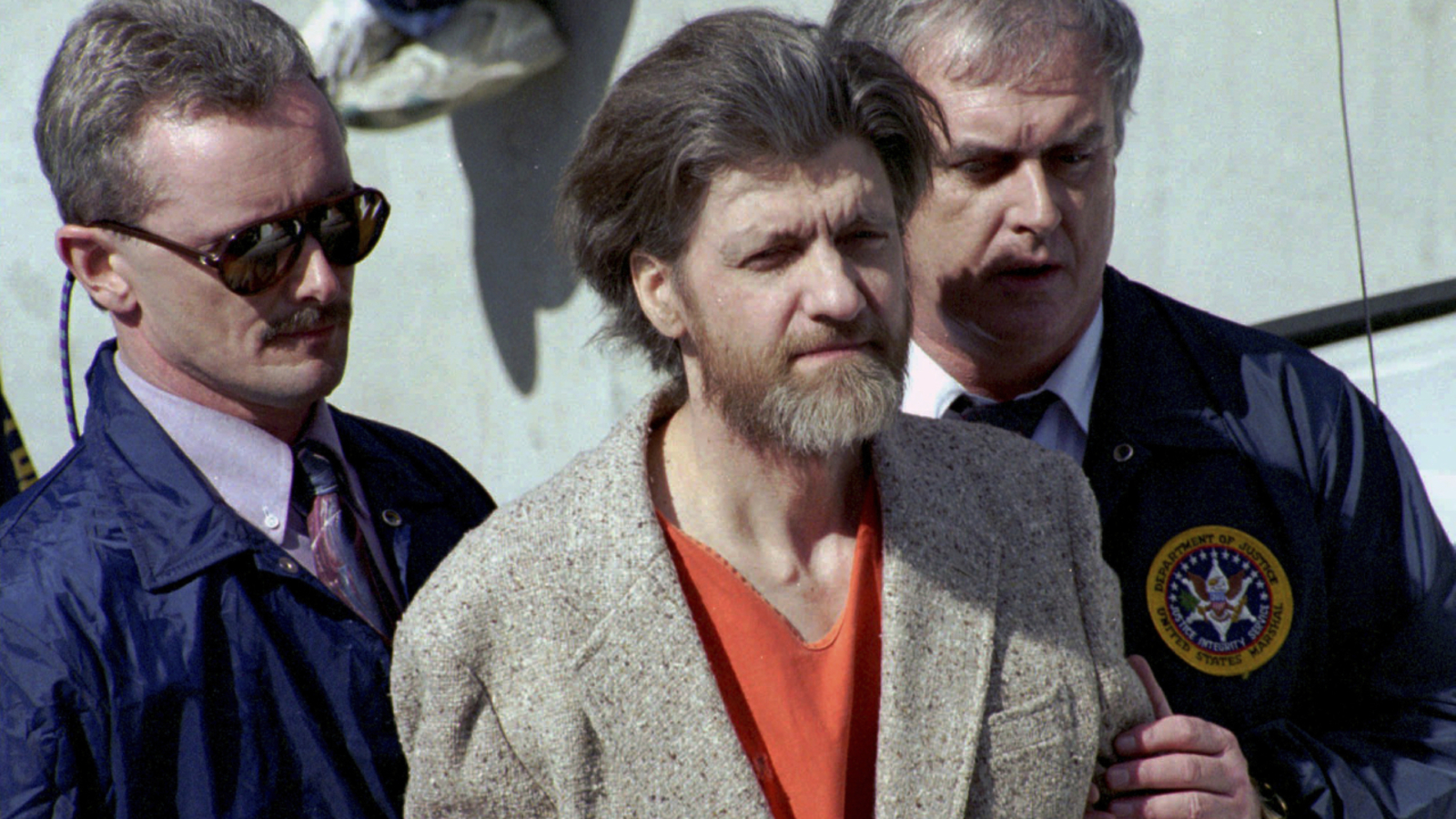 Ted Kaczynski, known as 'Unabomber,' found dead in federal prison cell at age 81